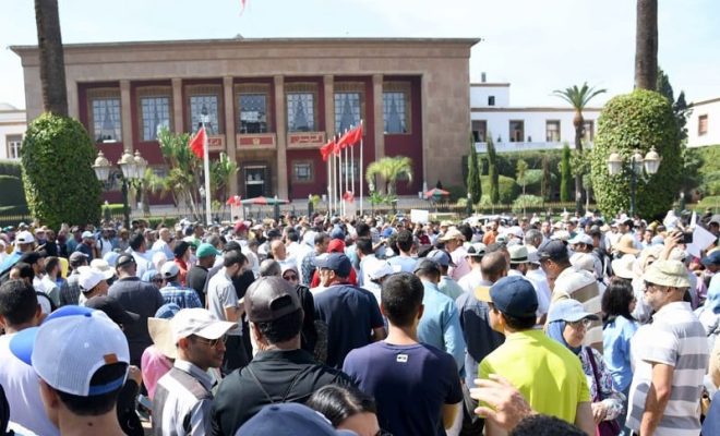 من “المستخدمين” إلى “الموظفين” .. مسار طويل ينهي توظيف الأساتذة بالعقدة