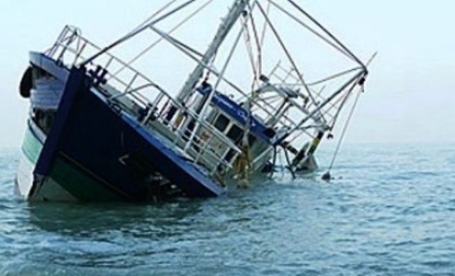 غرق سفينة بالداخلة يتسبب في وفاة 4 أشخاص