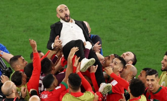 بعد “أحداث لقاء الكونغو” .. الركراكي ينال الدعم بمواقع التواصل الاجتماعي