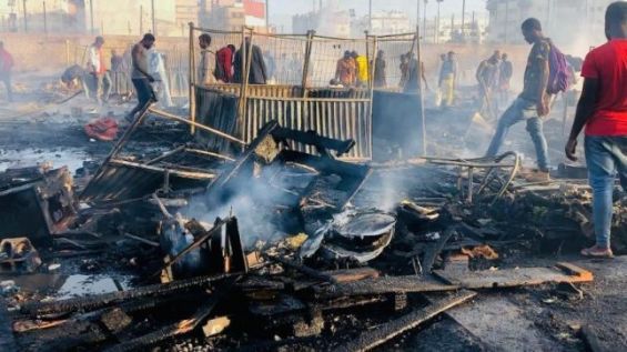 العثور على جثة متفحمة أثناء إخلاء القوات العمومية لفضاء ”بكار” بمحاذاة المحطة الطرقية “لأولاد زيان” من المهاجرين غير النظاميين