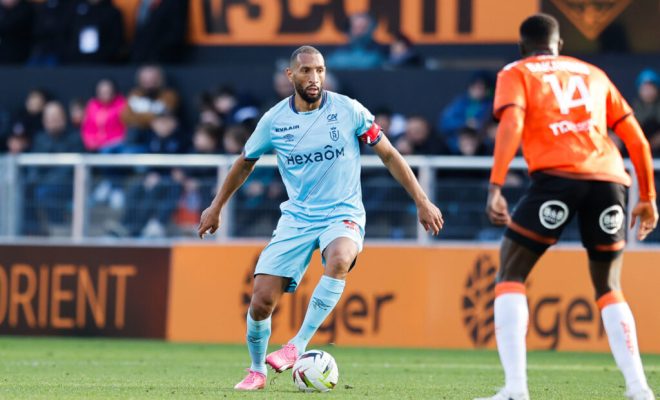 بعد 7 مواسم من العطاء.. يونس عبد الحميد يودع ريمس الفرنسي