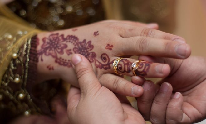 مرة أخرى.. أسبوع بدون زواج أو طلاق أو إرث في المغرب