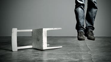 انتحار شرطي بالغابة القريبة من محطة أداء الطريق السيار القنيطرة الرباط