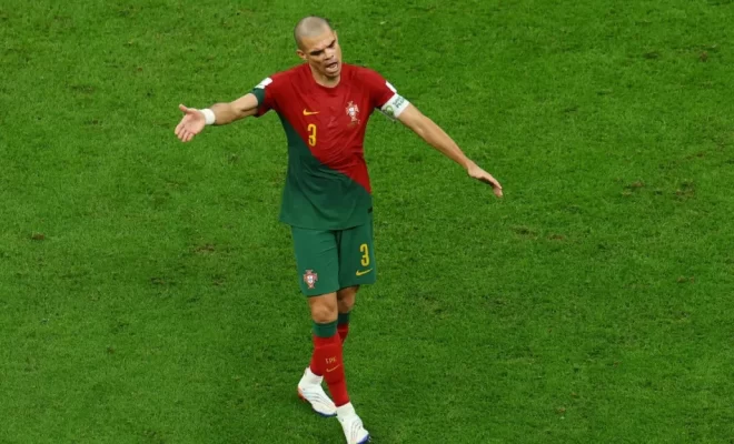 البرتغالي بيبي يعتزل كرة القدم عن 41 سنة