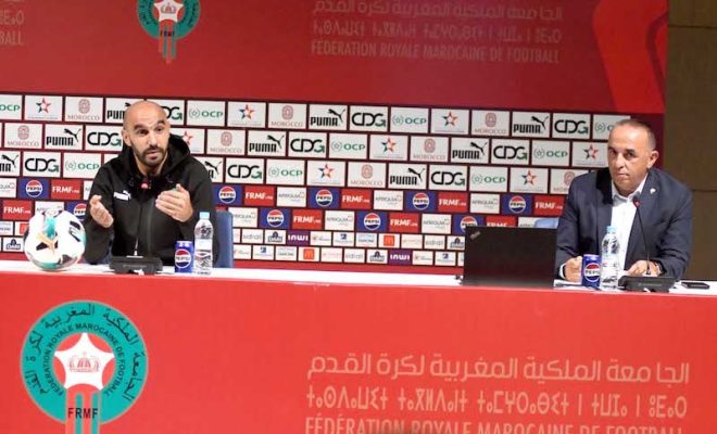 الركراكي يساند النصيري ويكشف هوية قائد المنتخب