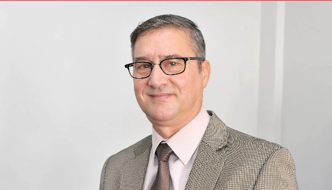 يونس مجاهد : مصداقية الخبر وطُعم النقرات