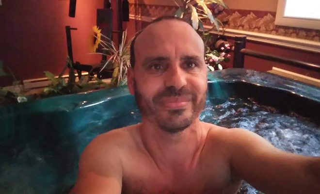 سعيد بنجبلي، المدعي للنبوة والمُعلن عن إلحده، ينقضي عمره في الولايات المتحدة