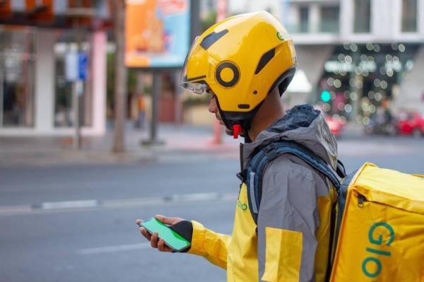 Glovo المغرب يوقع اتفاقية مع مجلس المنافسة لإنهاء التحقيق حول توصيل الوجبات